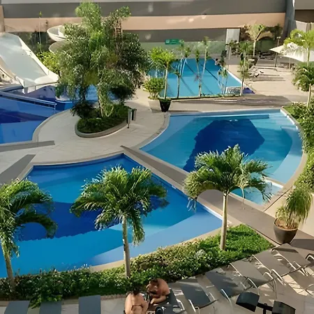 Apto Em Rio Quente Com Ampla Area De Lazer E Linda Vista Exterior photo
