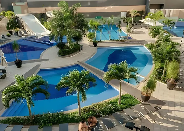 Apto Em Rio Quente Com Ampla Area De Lazer E Linda Vista