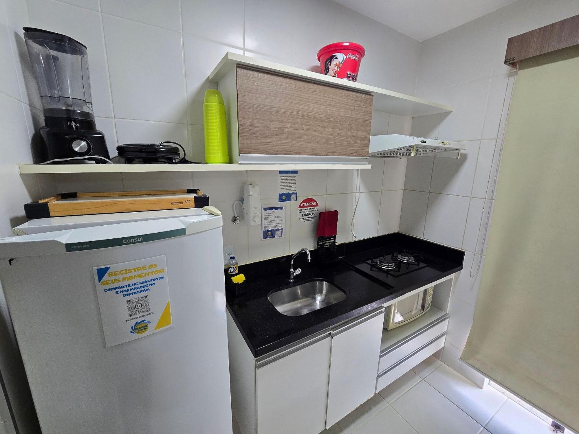 Apto Em Com Ampla Area De Lazer E Linda Vista *