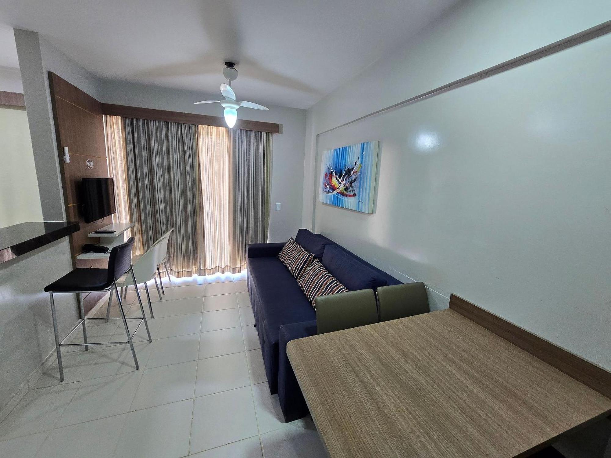 Apto Em Com Ampla Area De Lazer E Linda Vista